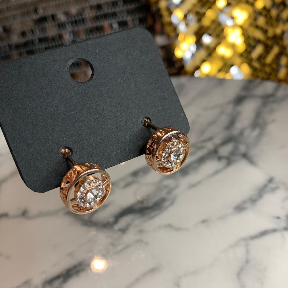 Rose Gold Plated Ear Hook Drop Dangle Earrings
Cubic Zirconia Jewelry